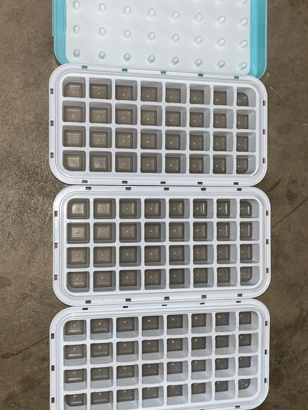 Clear White Ice Cube Tray Set with Aqua Lid